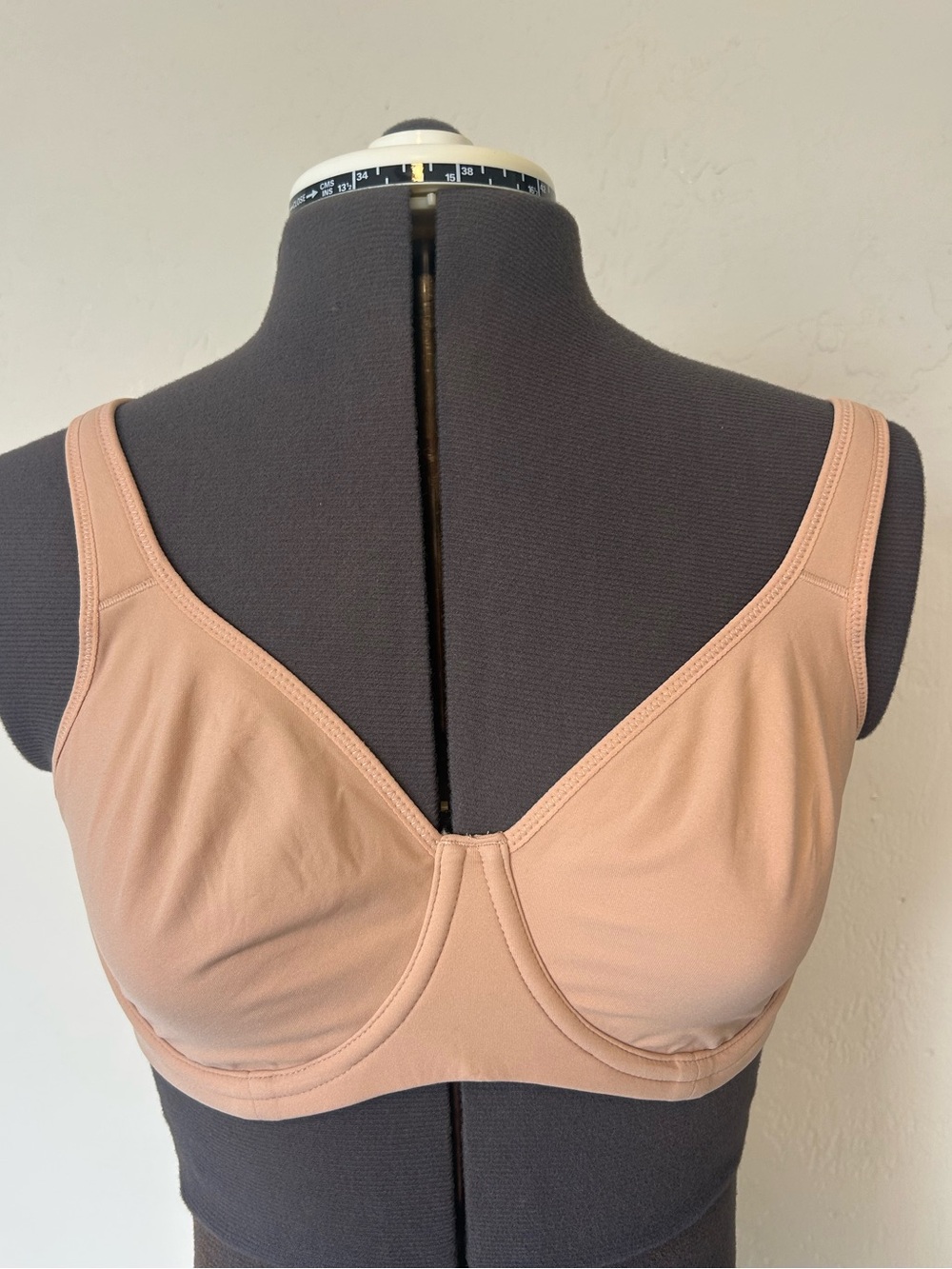 DELIMIRA Full Coverage Underwire Bra Barely Buff 36C Adjustable Hook & Eye (1943